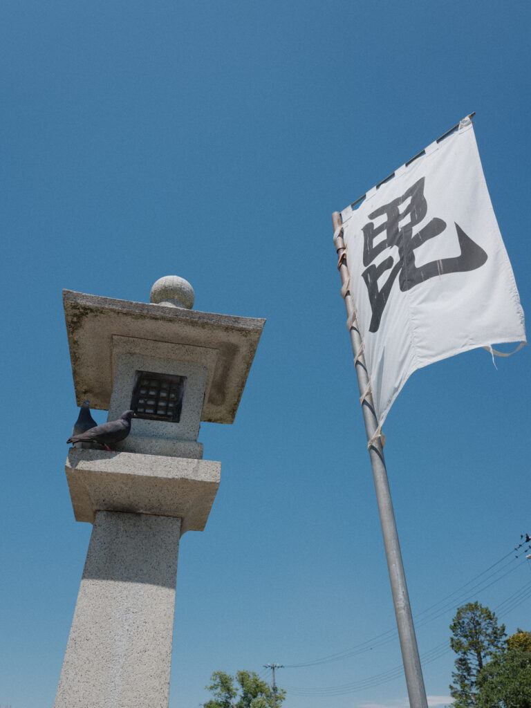 グレイン・エフェクトを感じる青空